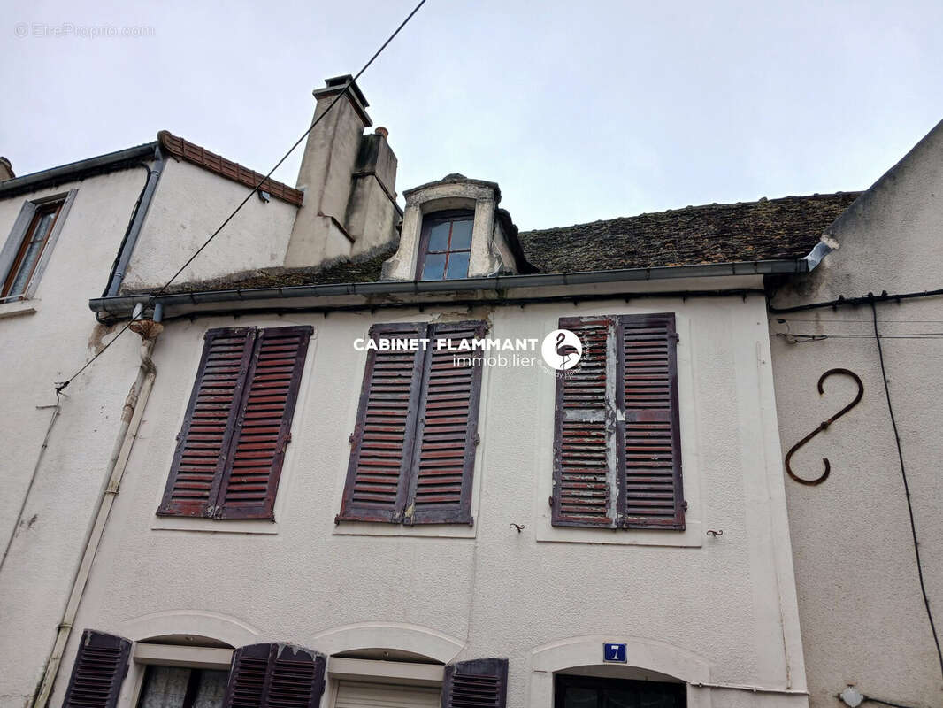 Maison à MONTBARD