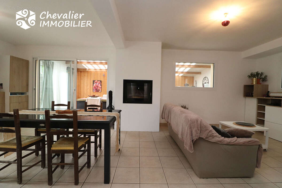 Maison à SAINT-NOLFF