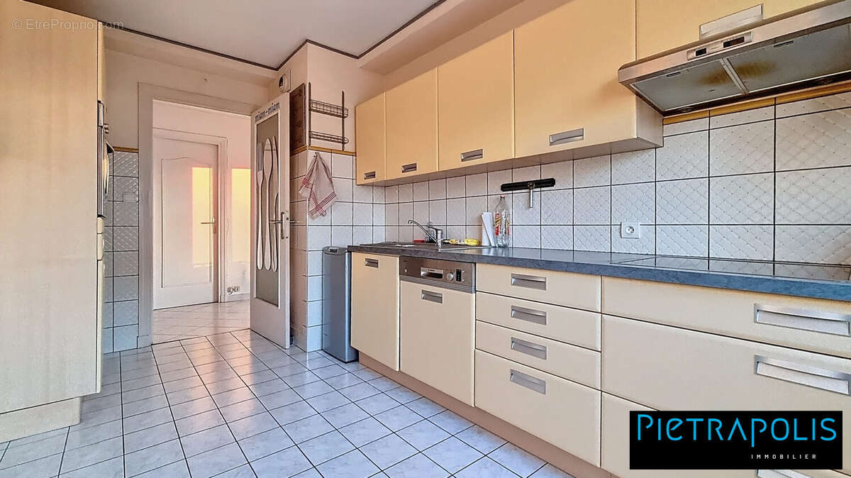 Appartement 93 m² à Lyon-3e  - photo 4
