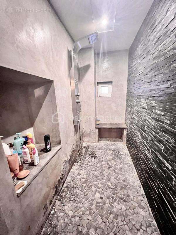 Maison à SAINT-REMY-DE-MAURIENNE