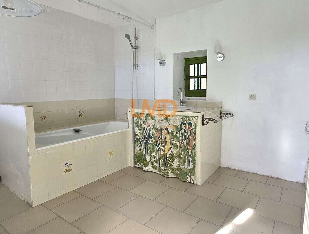 Maison à GORDES