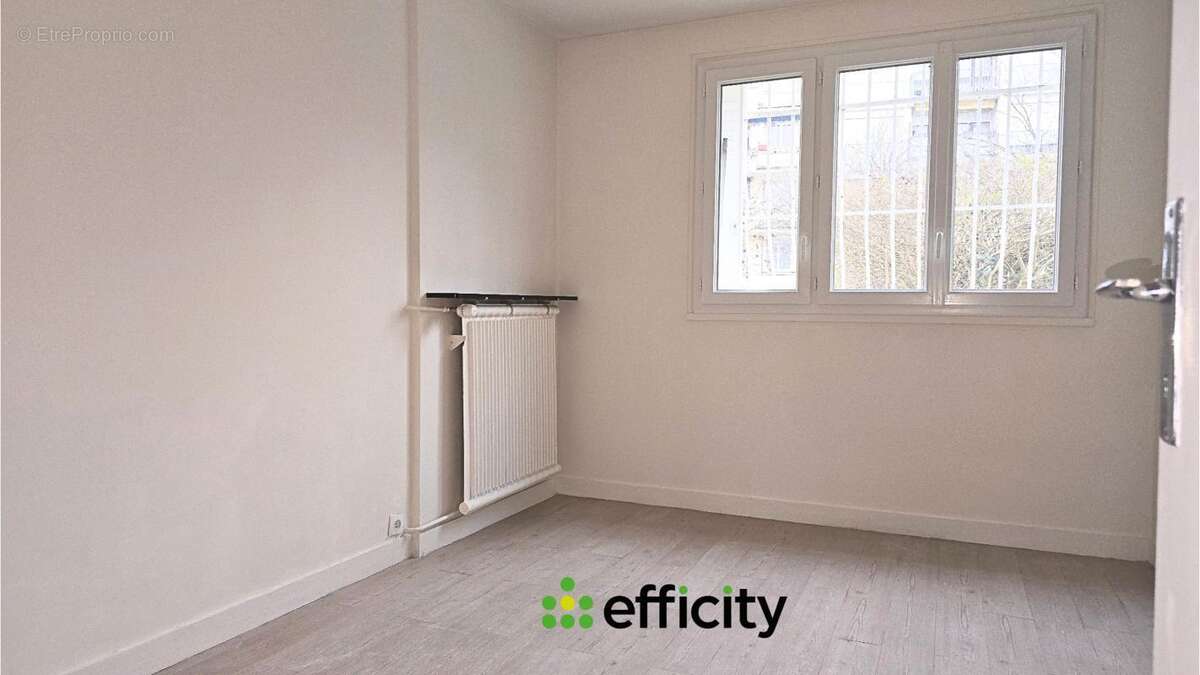 Appartement à FONTENAY-SOUS-BOIS