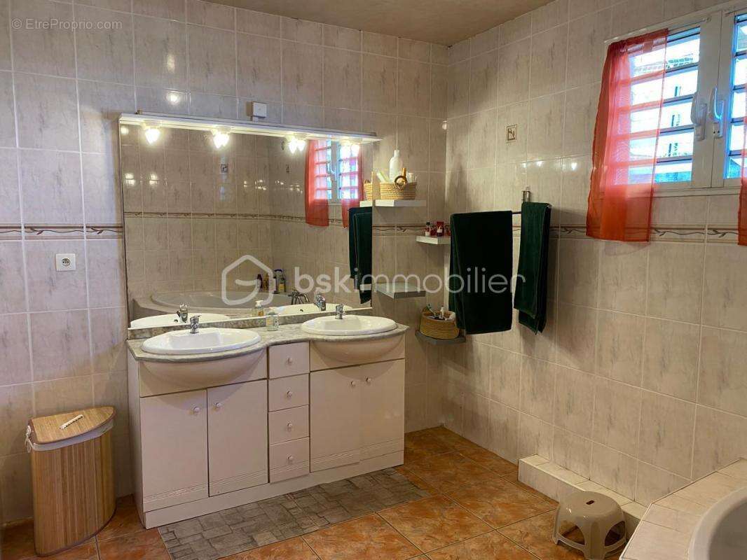 Maison à SAINT-LOUIS