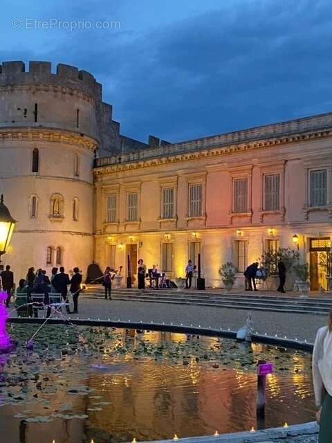 Maison à FONTVIEILLE