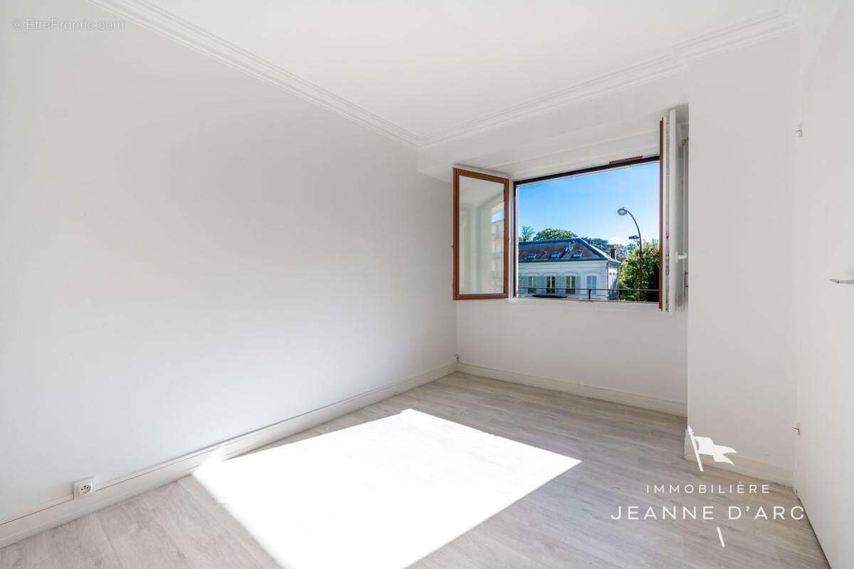 Appartement à VERSAILLES