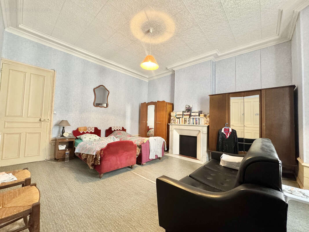 Maison à VILLERS-BRETONNEUX