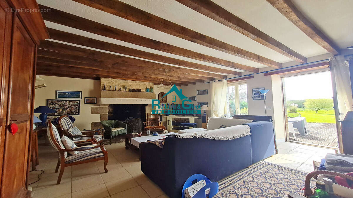 Maison à SAINT-AUBIN-DU-CORMIER