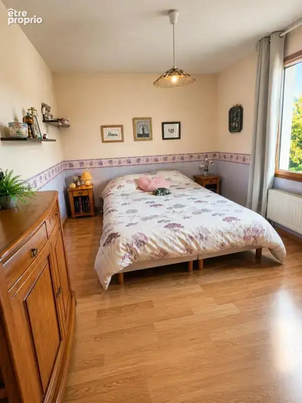 Maison de 5 pièces de 121 m² à Saint-Martin-Belle-Roche - photo 15