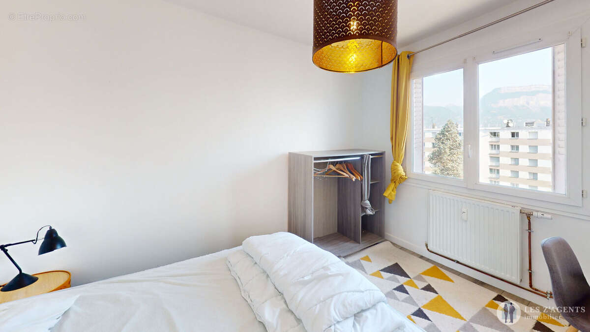 Appartement à SAINT-MARTIN-D'HERES