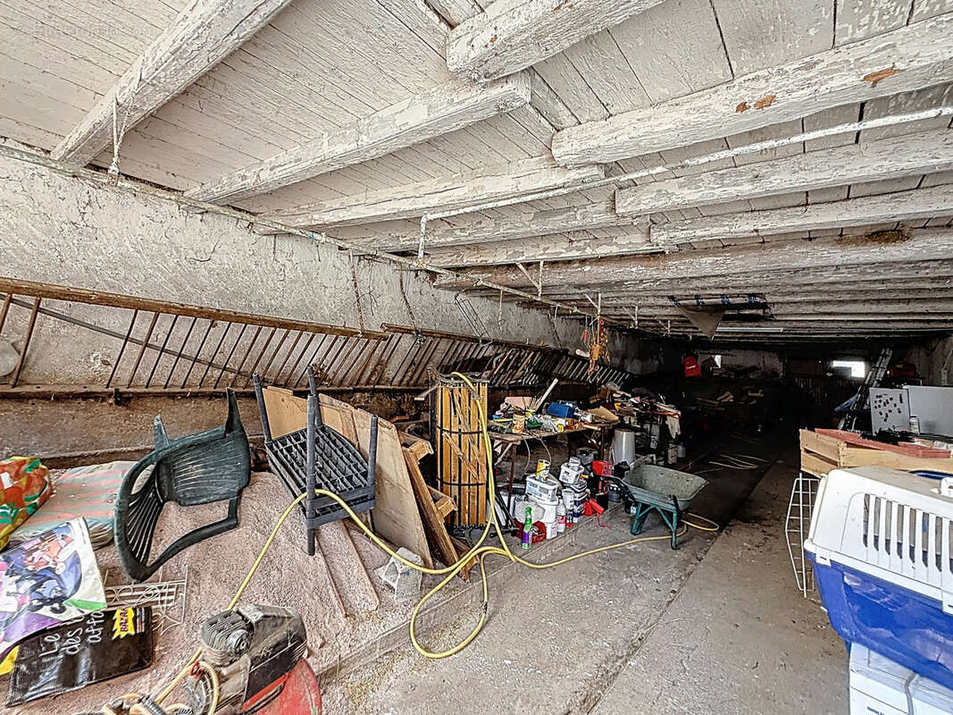 Appartement à JUVAINCOURT