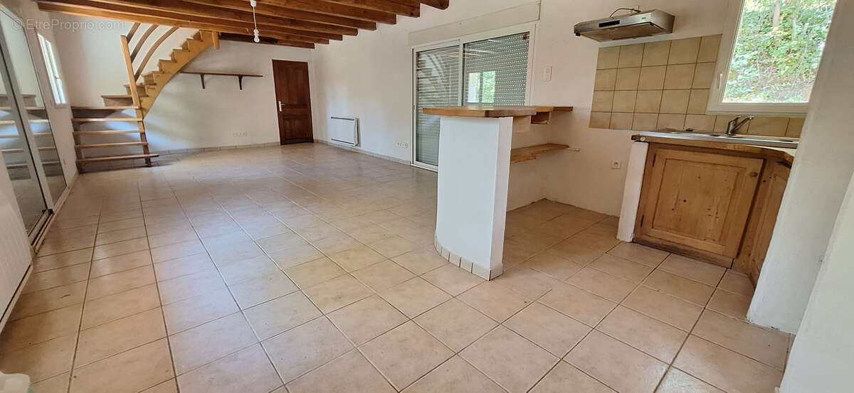 Maison d'habitation type 4-5 avec garage - photo 6