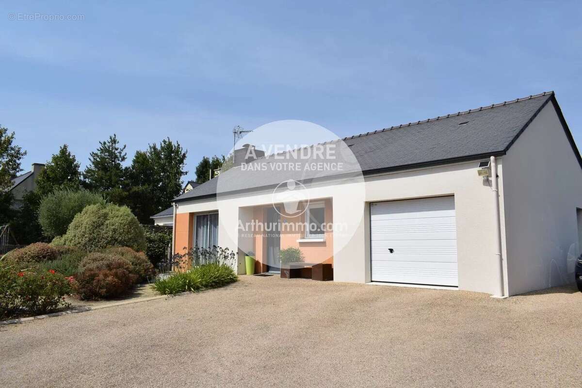 Maison à PRINQUIAU