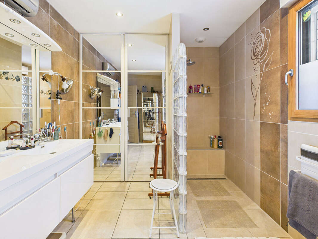 Maison à DREUIL-LES-AMIENS