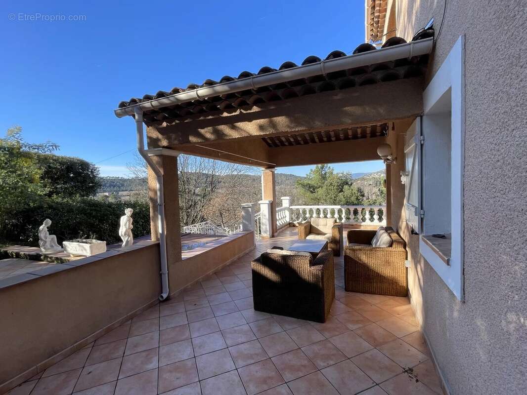 Maison à TARADEAU