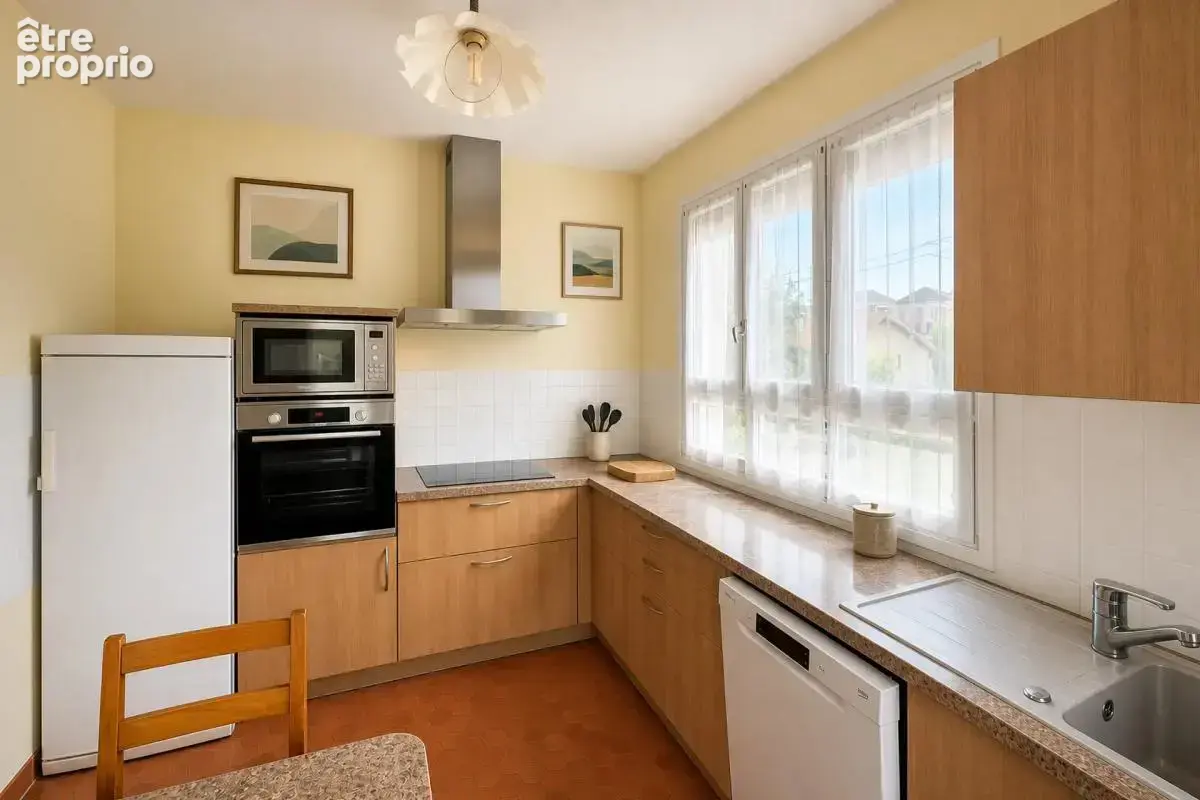 Maison avec vue, 5 pièces, 110 m² à Thiers - photo 5