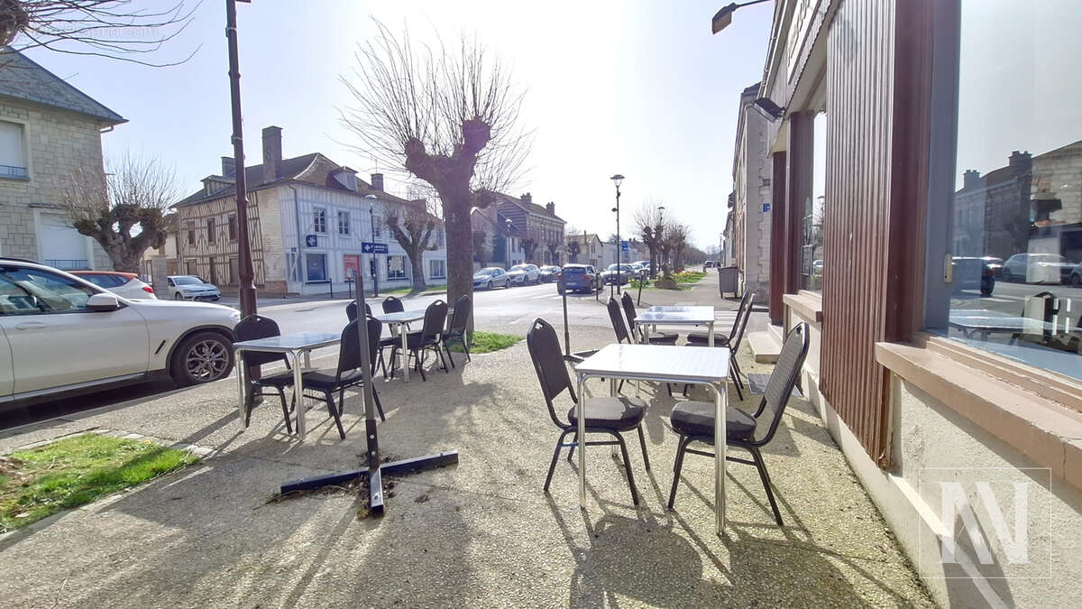 Commerce à ARCIS-SUR-AUBE