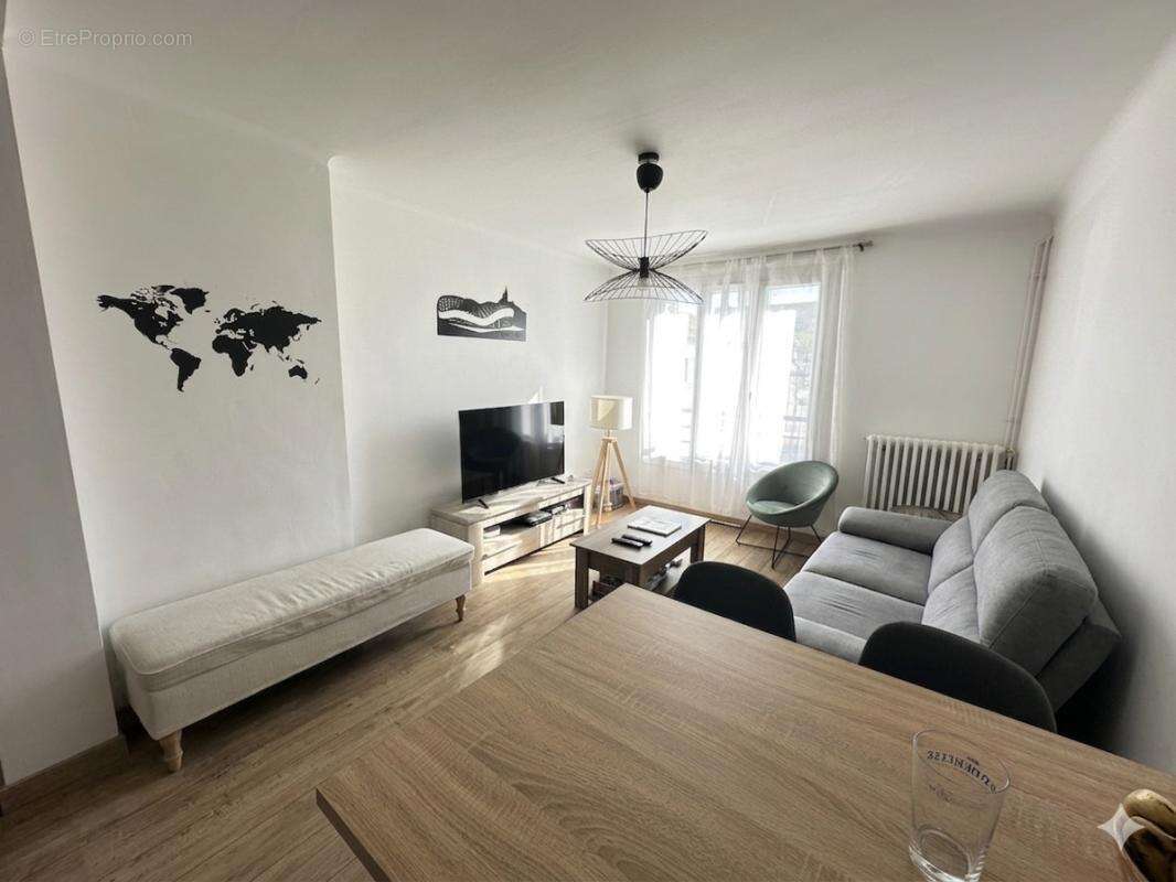Appartement à SALON-DE-PROVENCE
