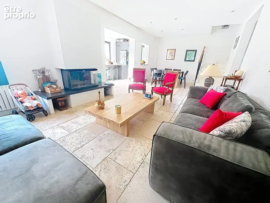 Maison 7 pièces 184 m² à vendre à La Celle-Saint-Cloud (78170) - photo 6