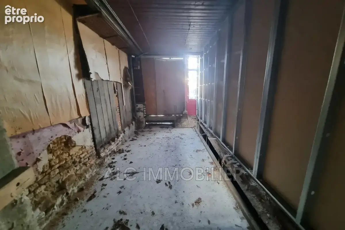 Maison 6 pièces 736 m² à vendre à Courtomer (61390) - photo 8