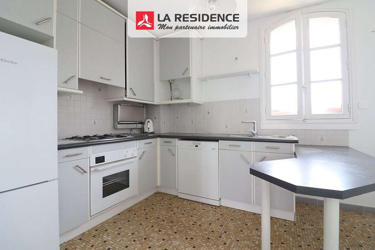 Appartement à VERSAILLES