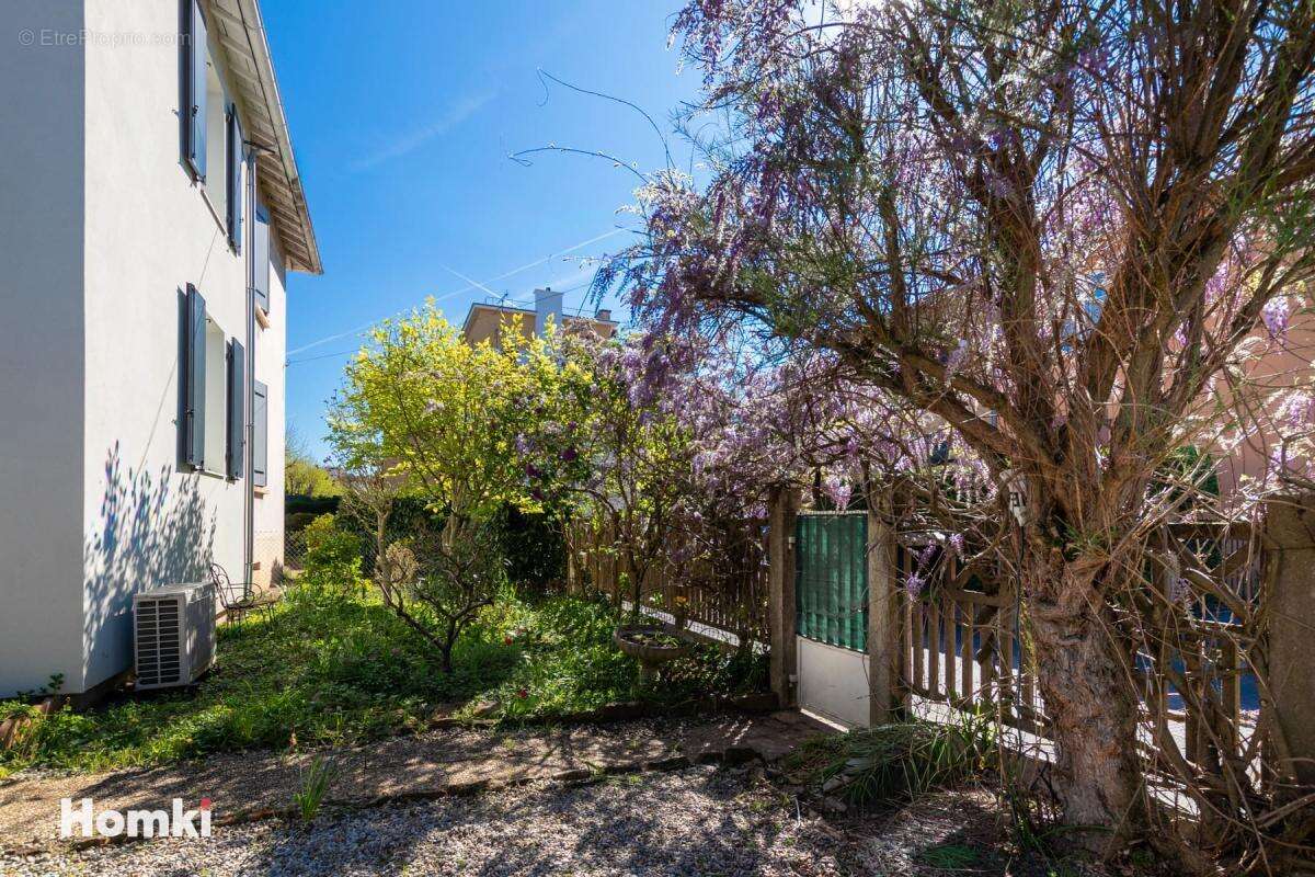 Maison de ville T3 de 70 m2 à Villefranche-sur-Saône 69400 - photo 9