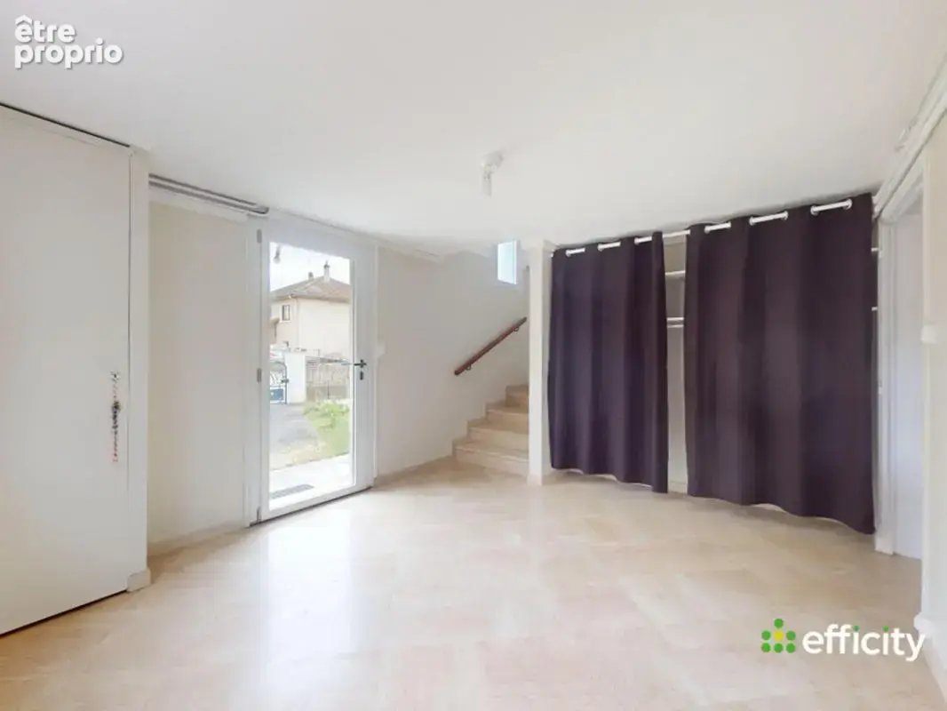 Maison 159 m² à Bourg-En-Bresse  - photo 6