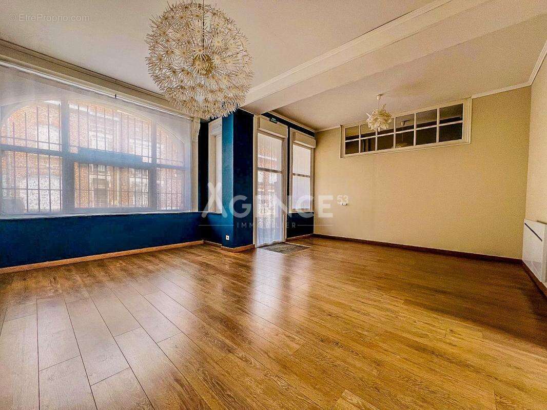 Maison à VIEUX-BERQUIN