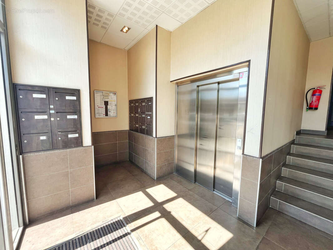 Appartement à LYON-9E