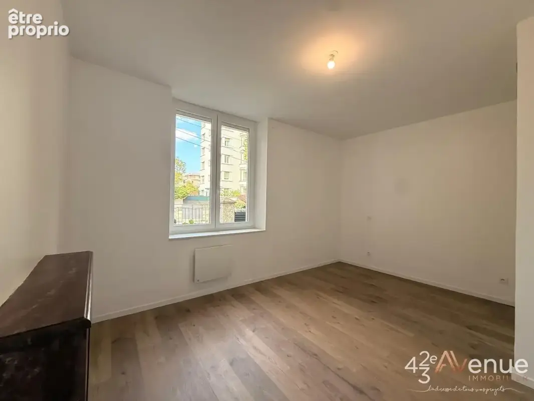 Appartement 3 pièces 53 m² à vendre à Saint-Etienne (42000) - photo 4