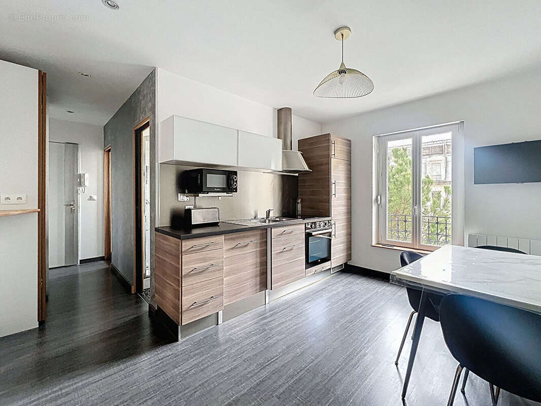 Appartement à SURESNES