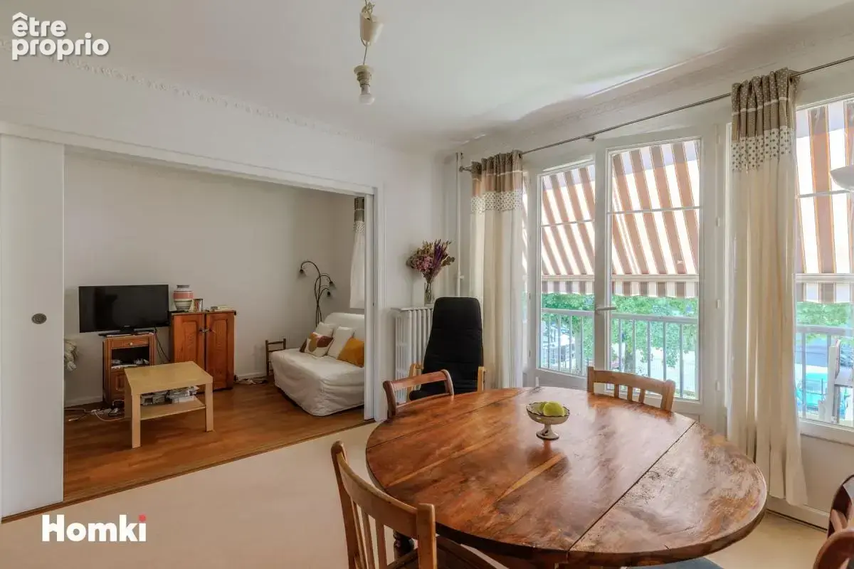 À vendre – T4 lumineux avec balcon, loggia, cave et parking – Lyon 9ᵉ - photo 3