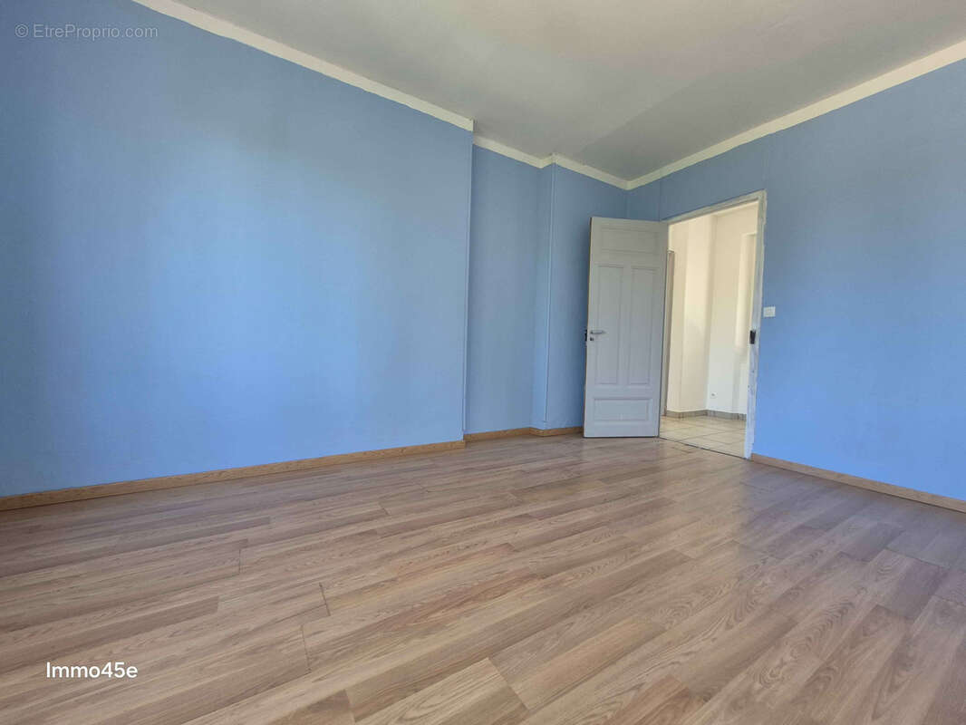 Appartement à TOURNON-SUR-RHONE