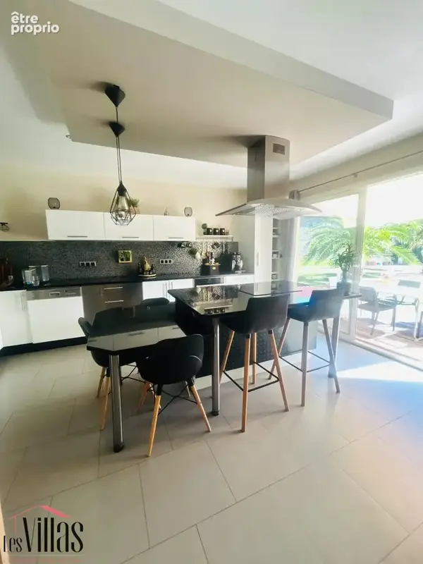 Magnifique maison familiale avec piscine, sauna et vaste terrain - photo 3