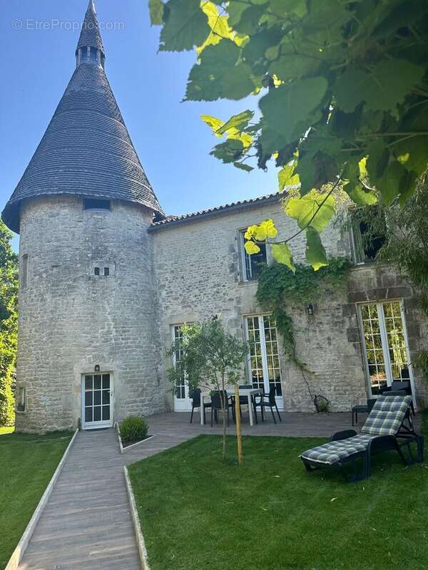 Maison à CHERBONNIERES