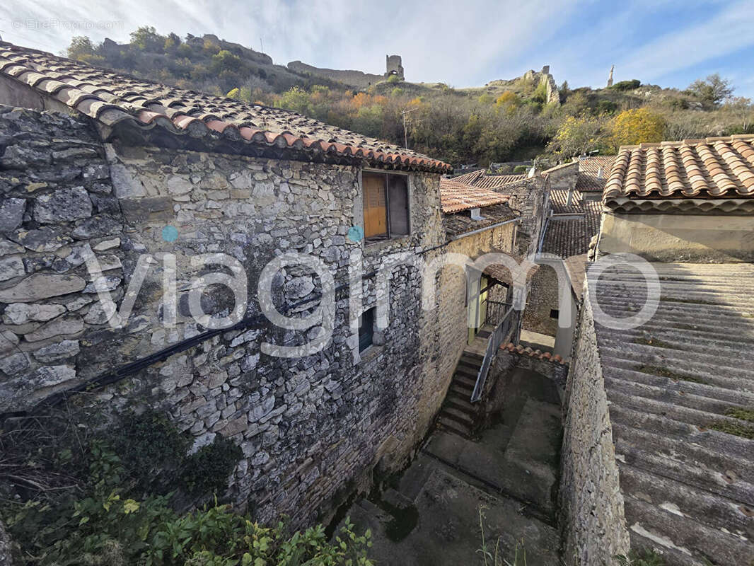 Maison à CHATEAUNEUF-DU-RHONE