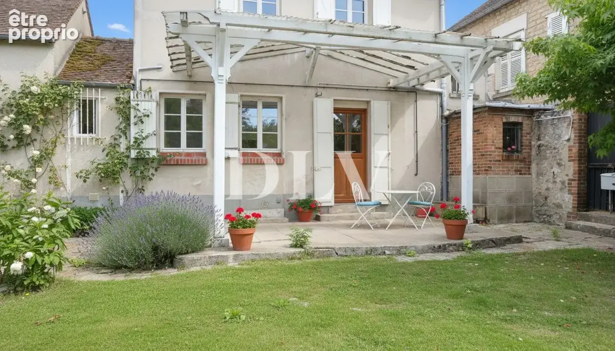 Appartement 2 pièces 48 m² à vendre à Avon (77210) - photo 2