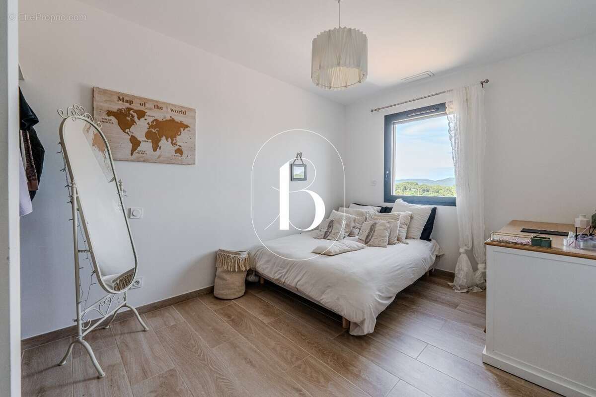 Maison à GOUDARGUES