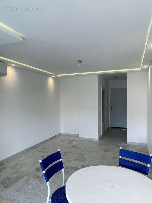 Appartement à ROQUEBRUNE-CAP-MARTIN