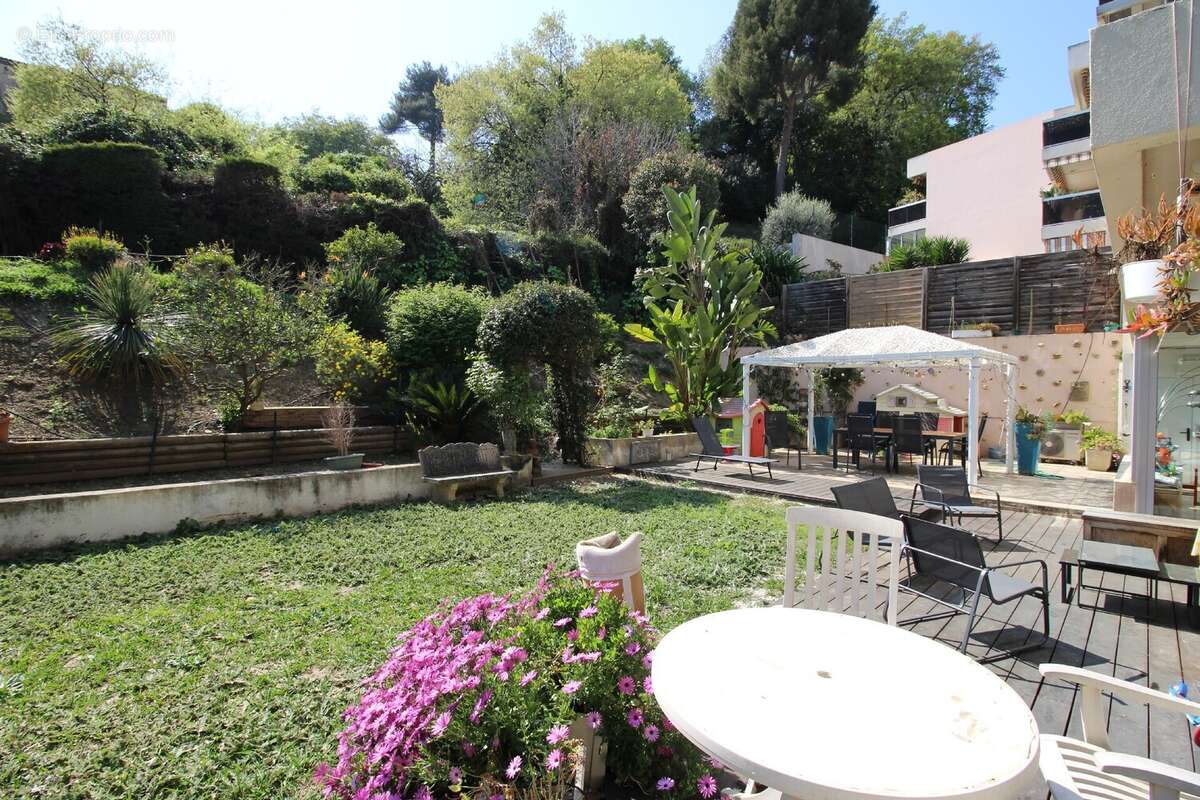 Appartement à CAGNES-SUR-MER