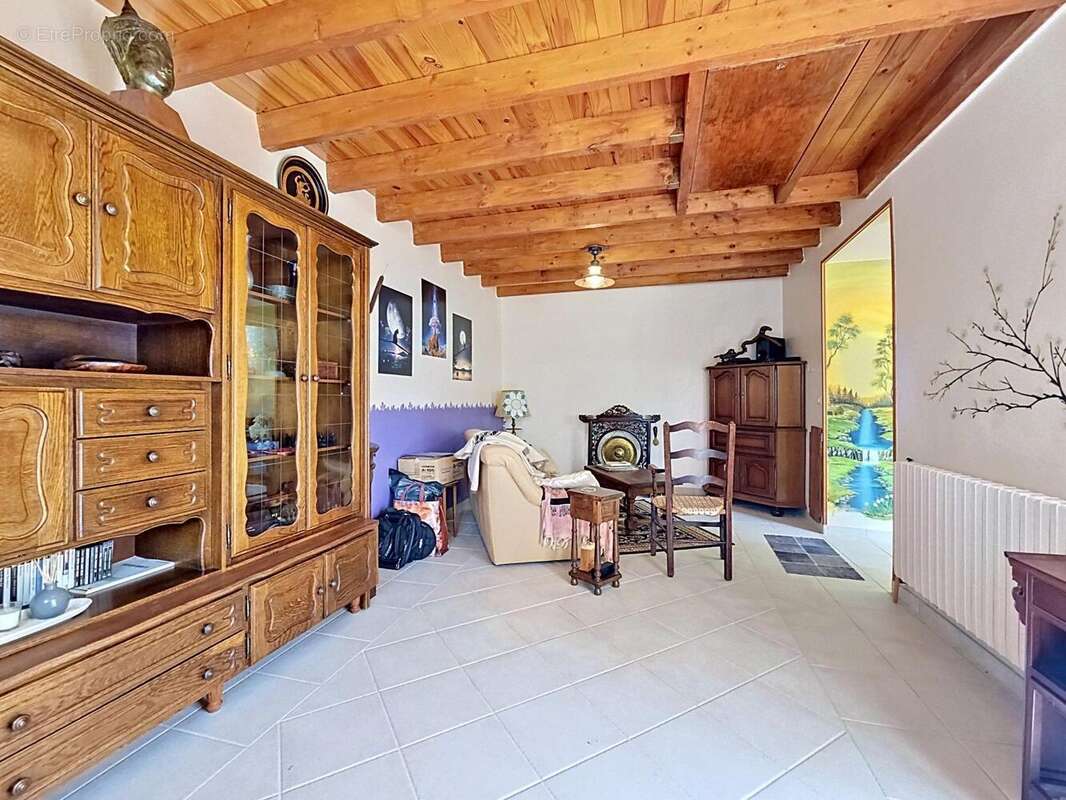 Maison 90 m² à Donnemarie-Dontilly  - photo 5