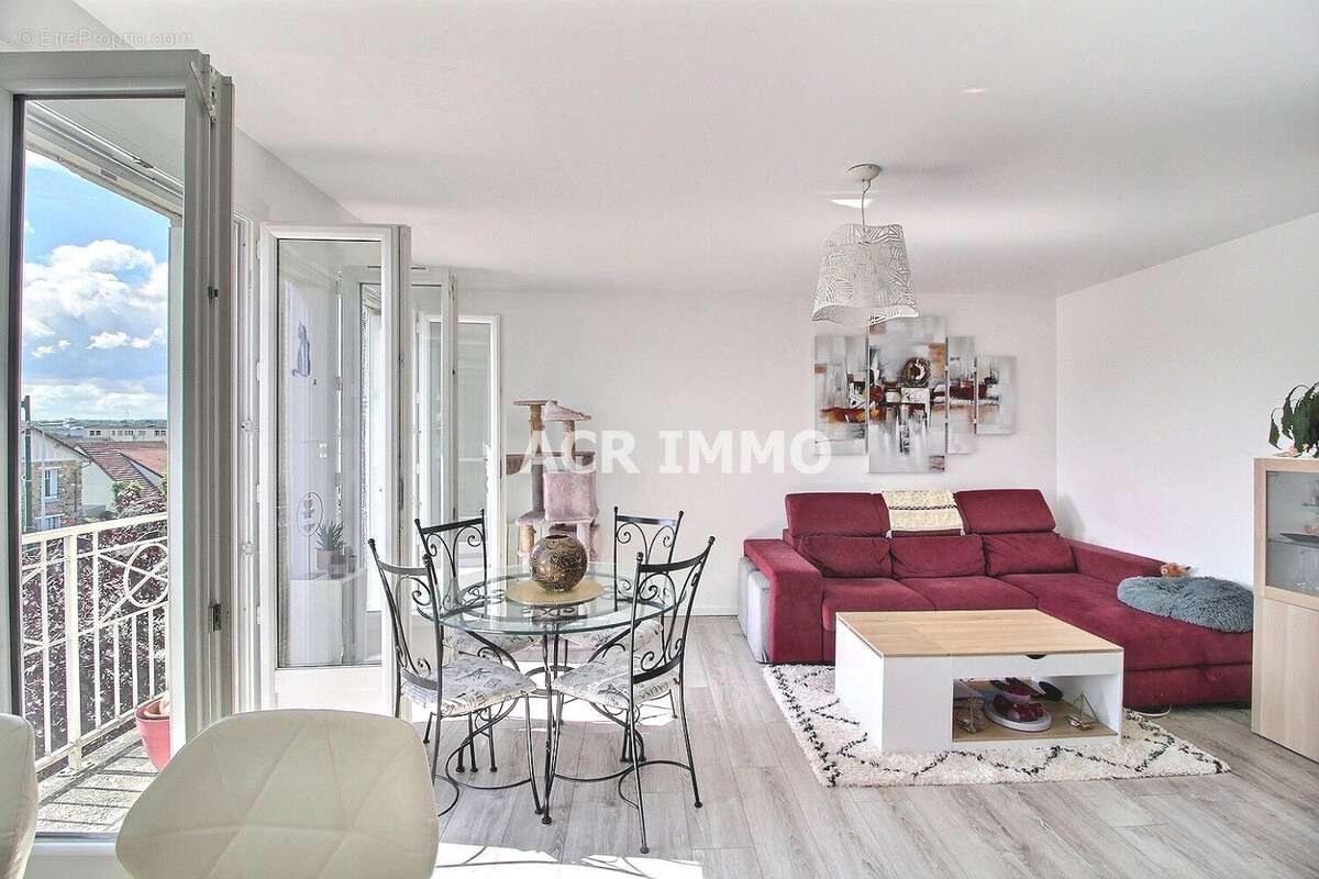 Appartement à CARRIERES-SOUS-POISSY