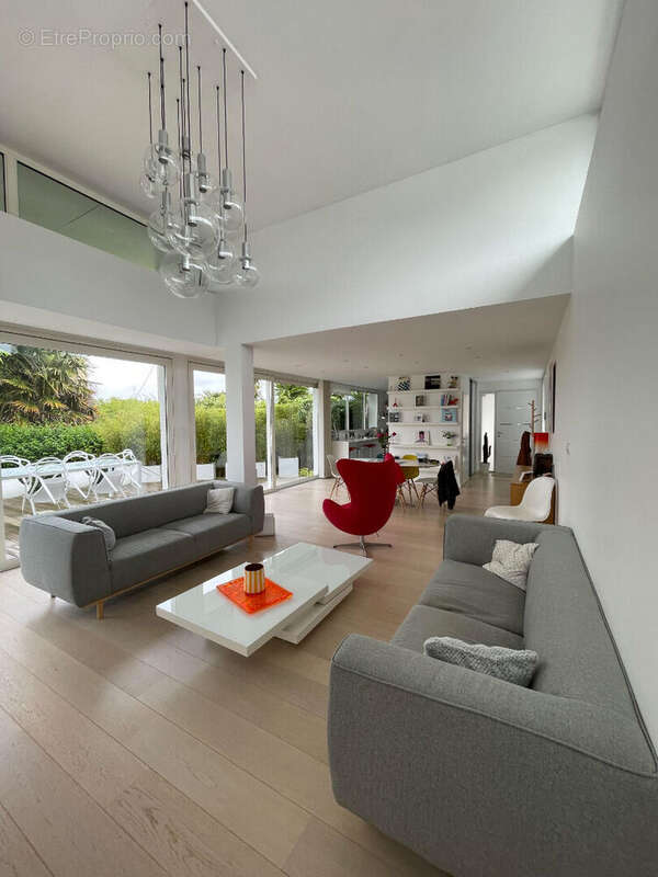 Maison à LE RELECQ-KERHUON