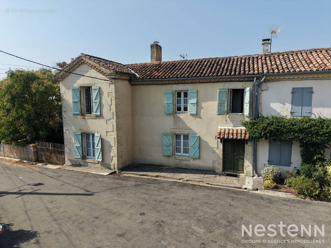 Maison à SAINT-PUY