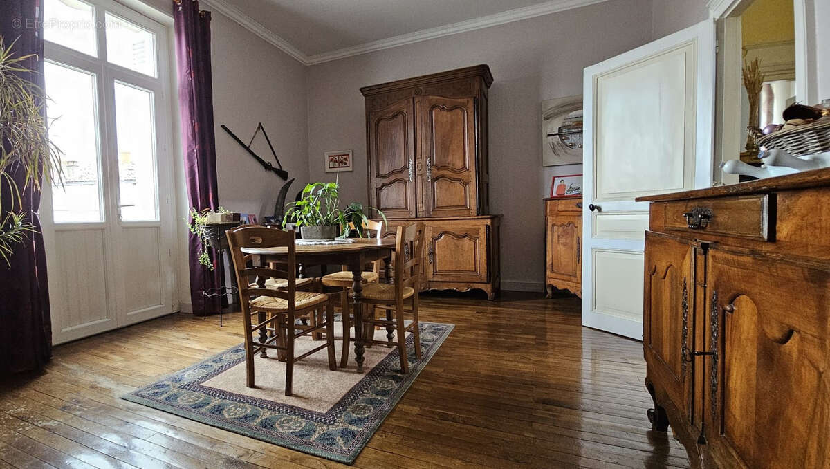 Maison à CHASSENEUIL-DU-POITOU