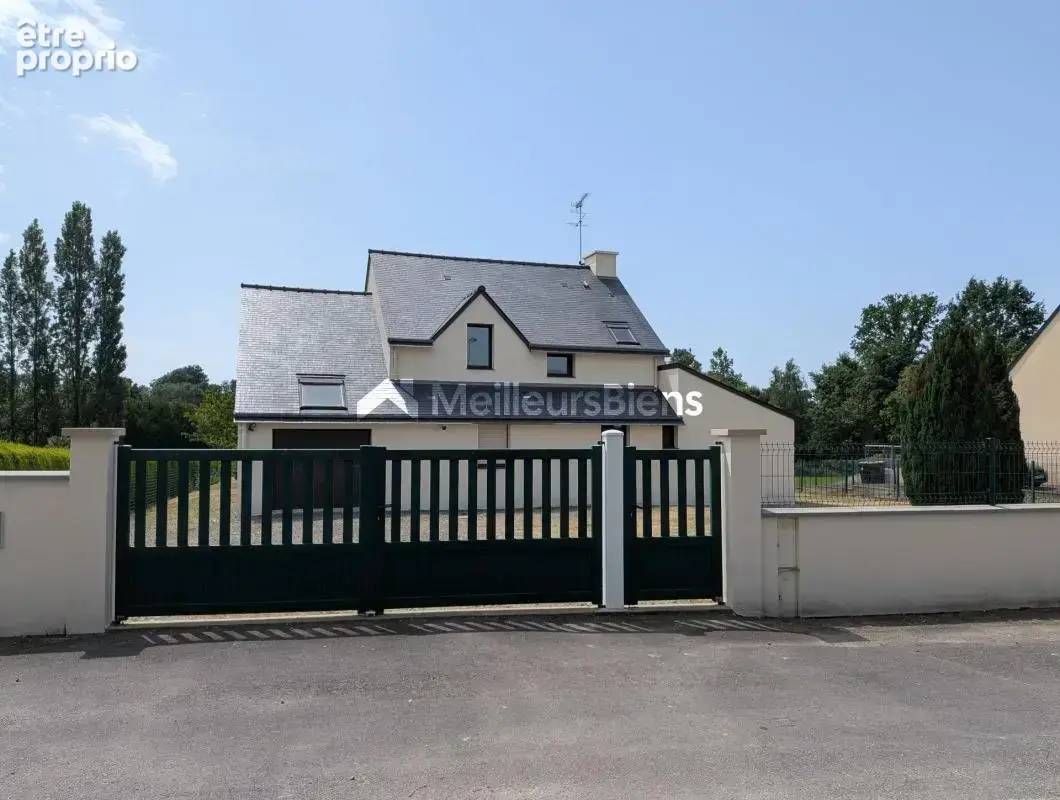 Maison à MAURE-DE-BRETAGNE