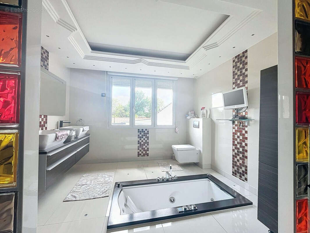 Maison à SAINT-GERMAIN-LAXIS