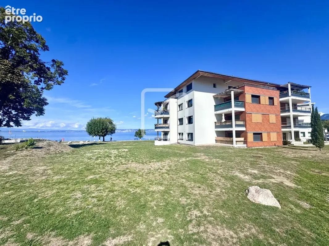 Appartement T4 de 90m2 pied dans l'eau - Amphion-Les-Bains - photo 8