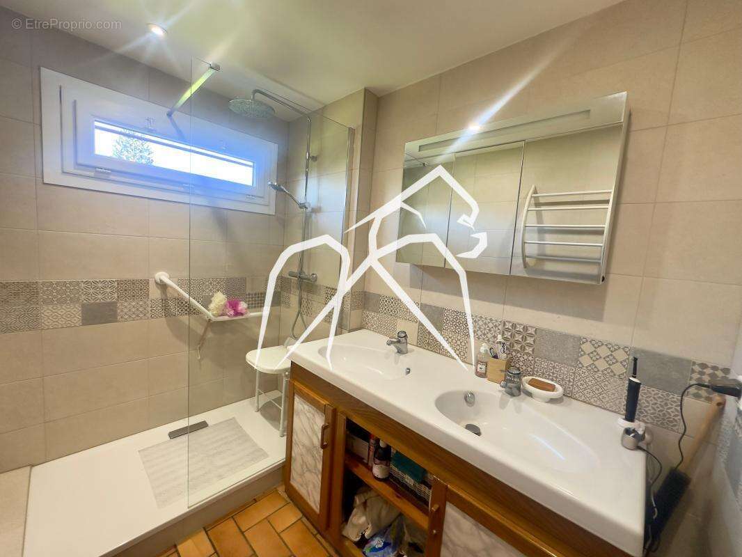 Maison à LA NEUVILLE-CHANT-D'OISEL