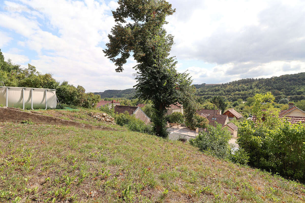 Appartement à PLOMBIERES-LES-DIJON