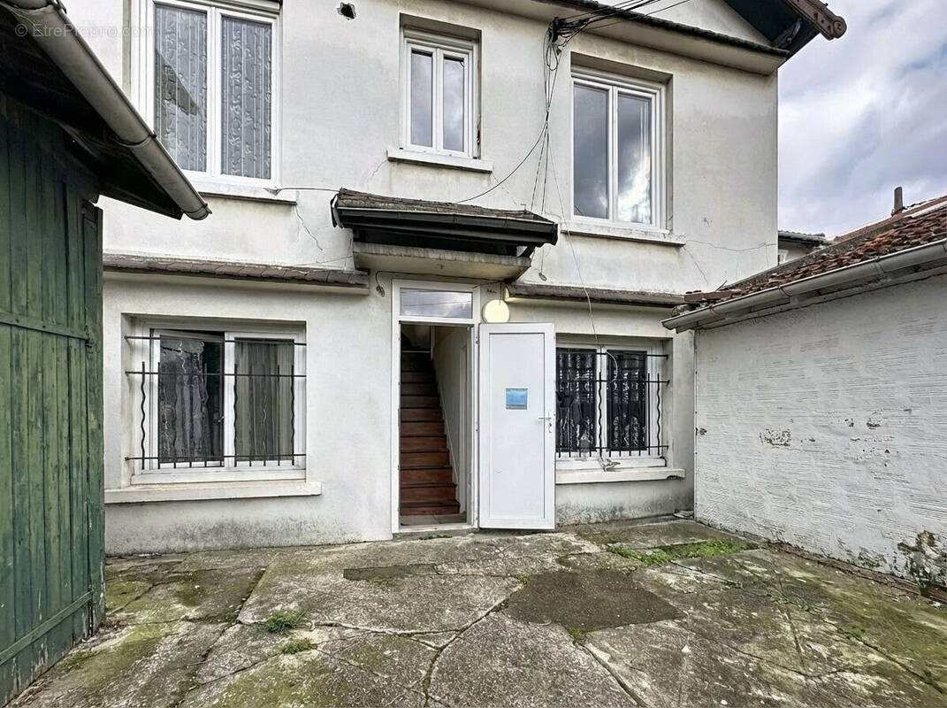 Maison à SAINT-DENIS
